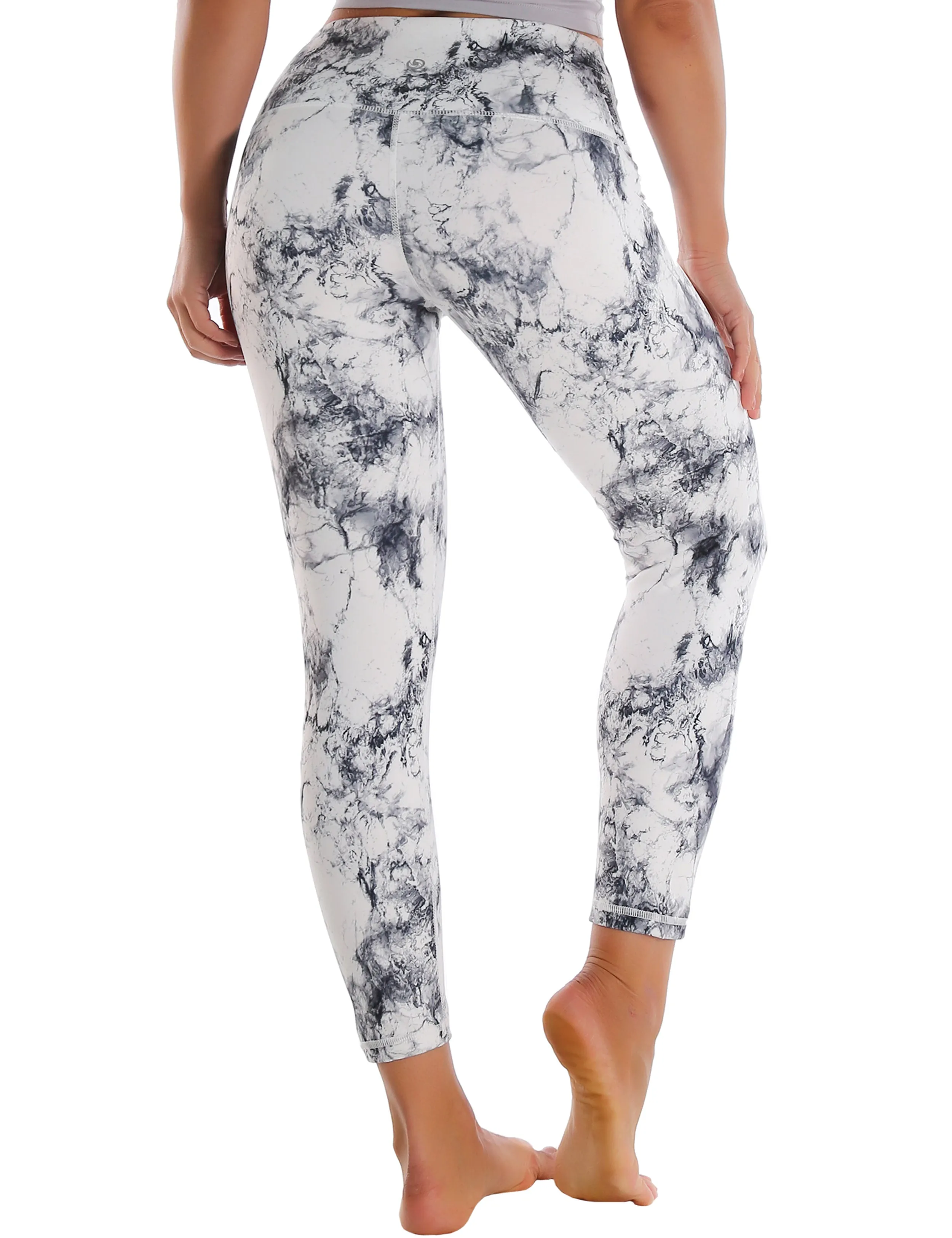 22" High Waist Crop Tight Capris arabescato