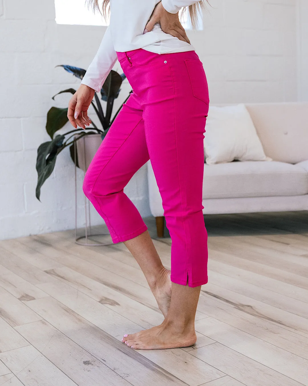 Hyperstretch Capris - Fiery Coral