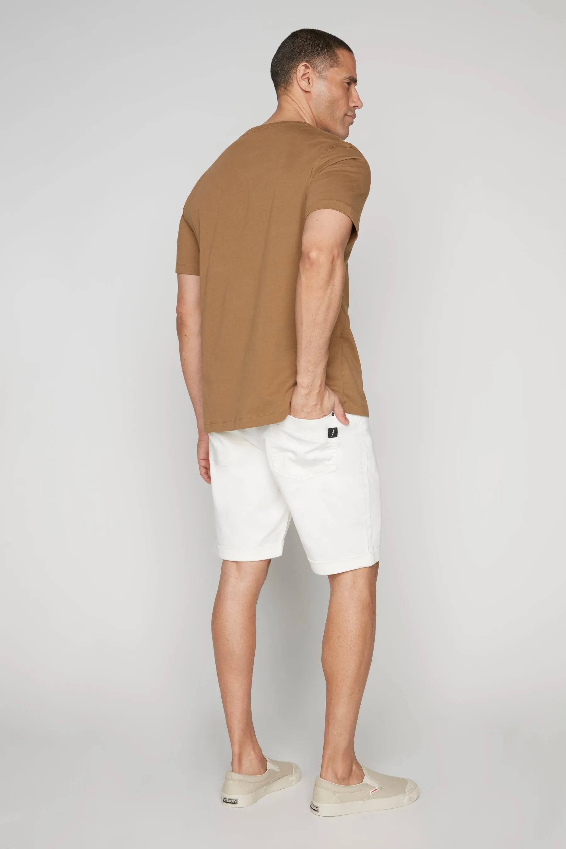 LENNON - Mens Rolled Up Shorts - Off White