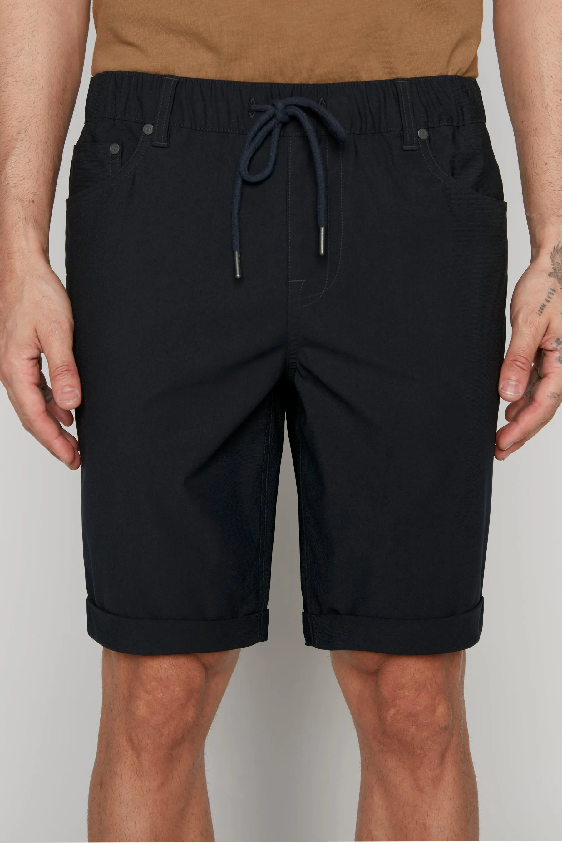 LENNON - Mens Rolled Up Shorts with Cool Stretch - Dark Navy