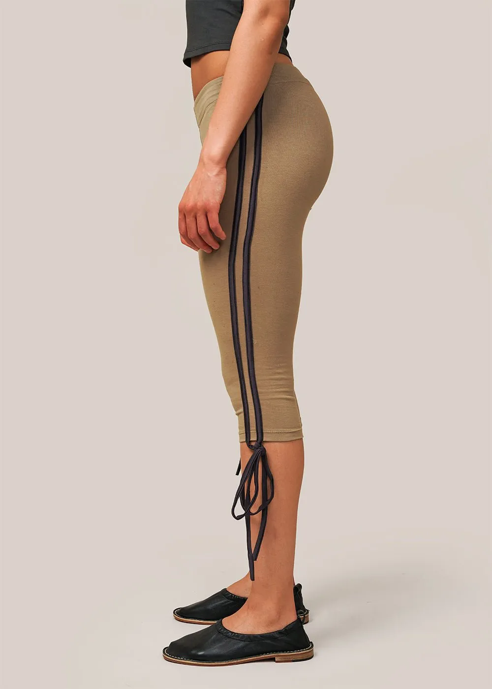 Chic Ren Capri Pants for Effortless Style and Comfort - Perfect for Casual and Dressy Occasions